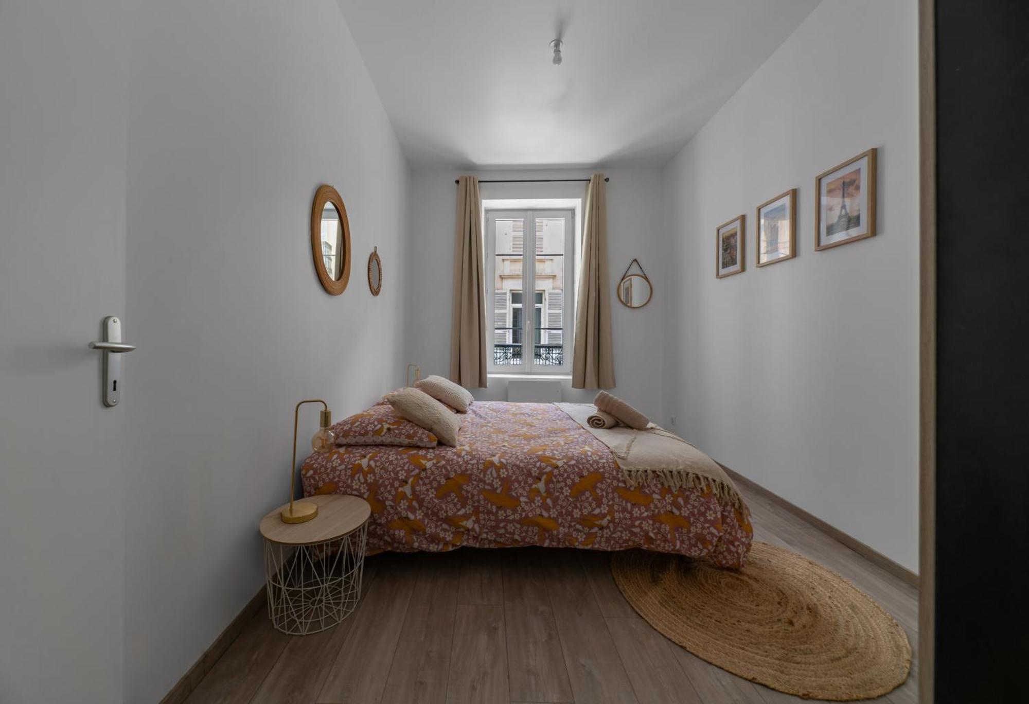 Le Ravy - Appartement Design, 2 Chambres, Centre Ville Vichy Exterior photo